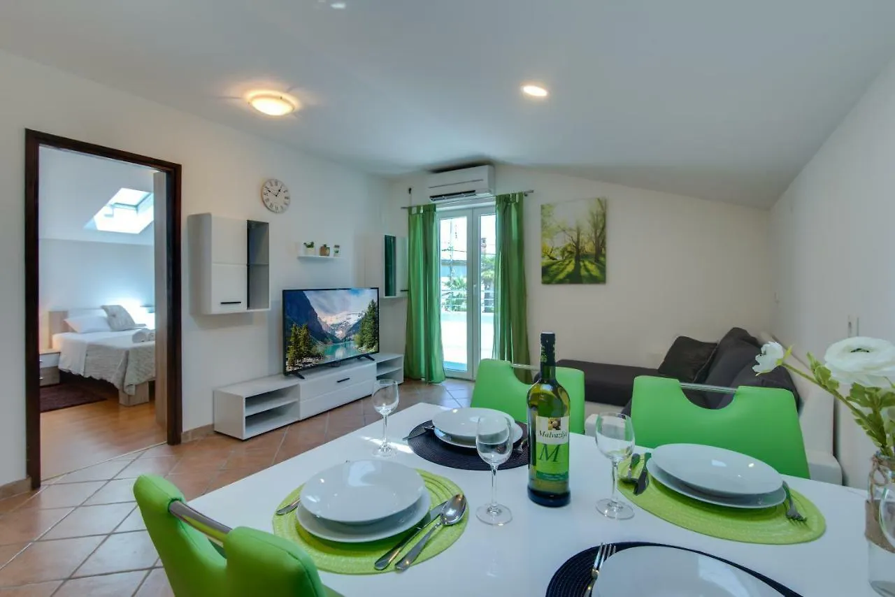 Apartmani Admiral Viskovo 0*,  Kroatië