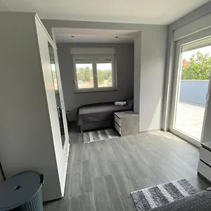  Apartment Maleo Kroatien